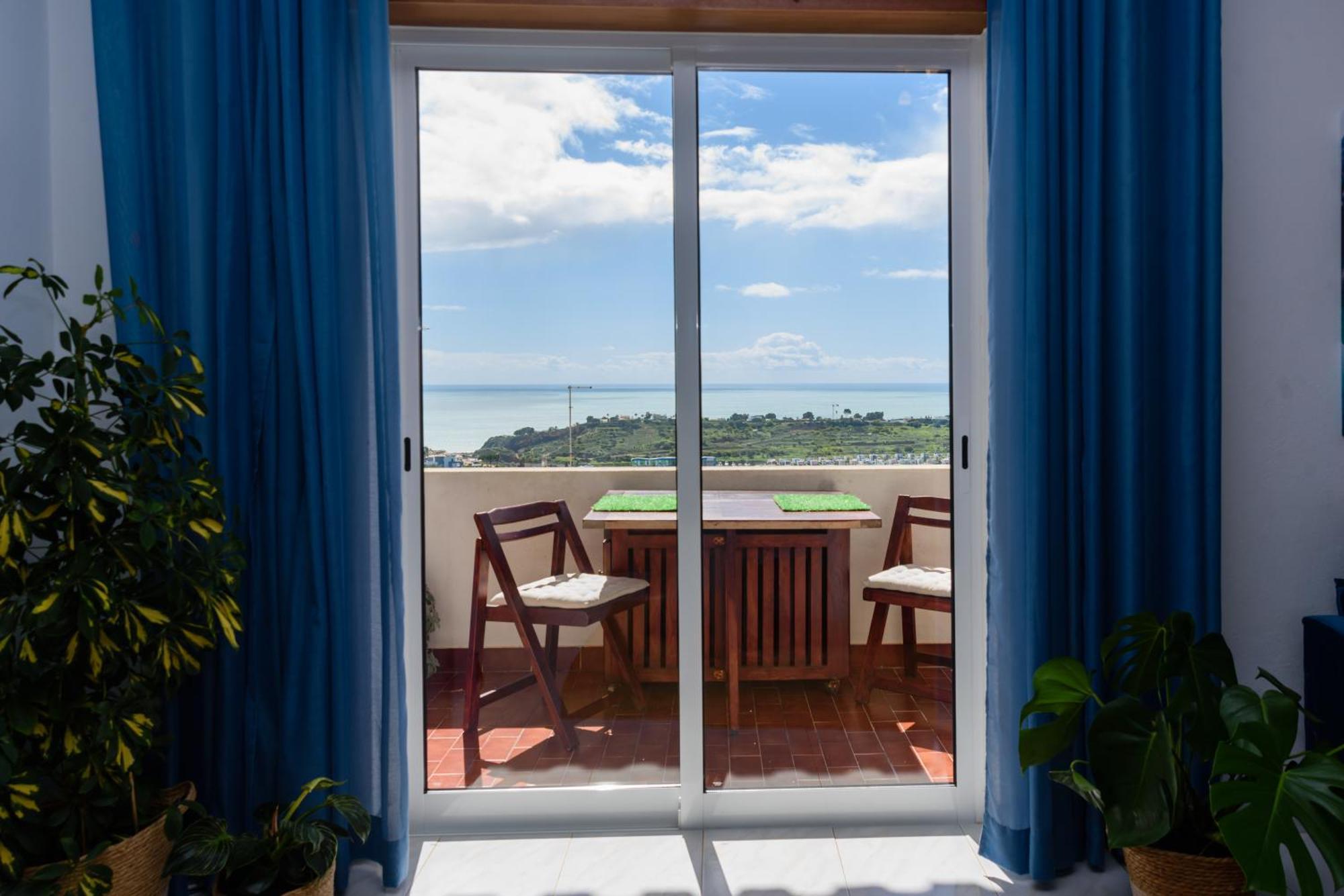 Hillside With Sea View & Fibre Internet Appartement Albufeira