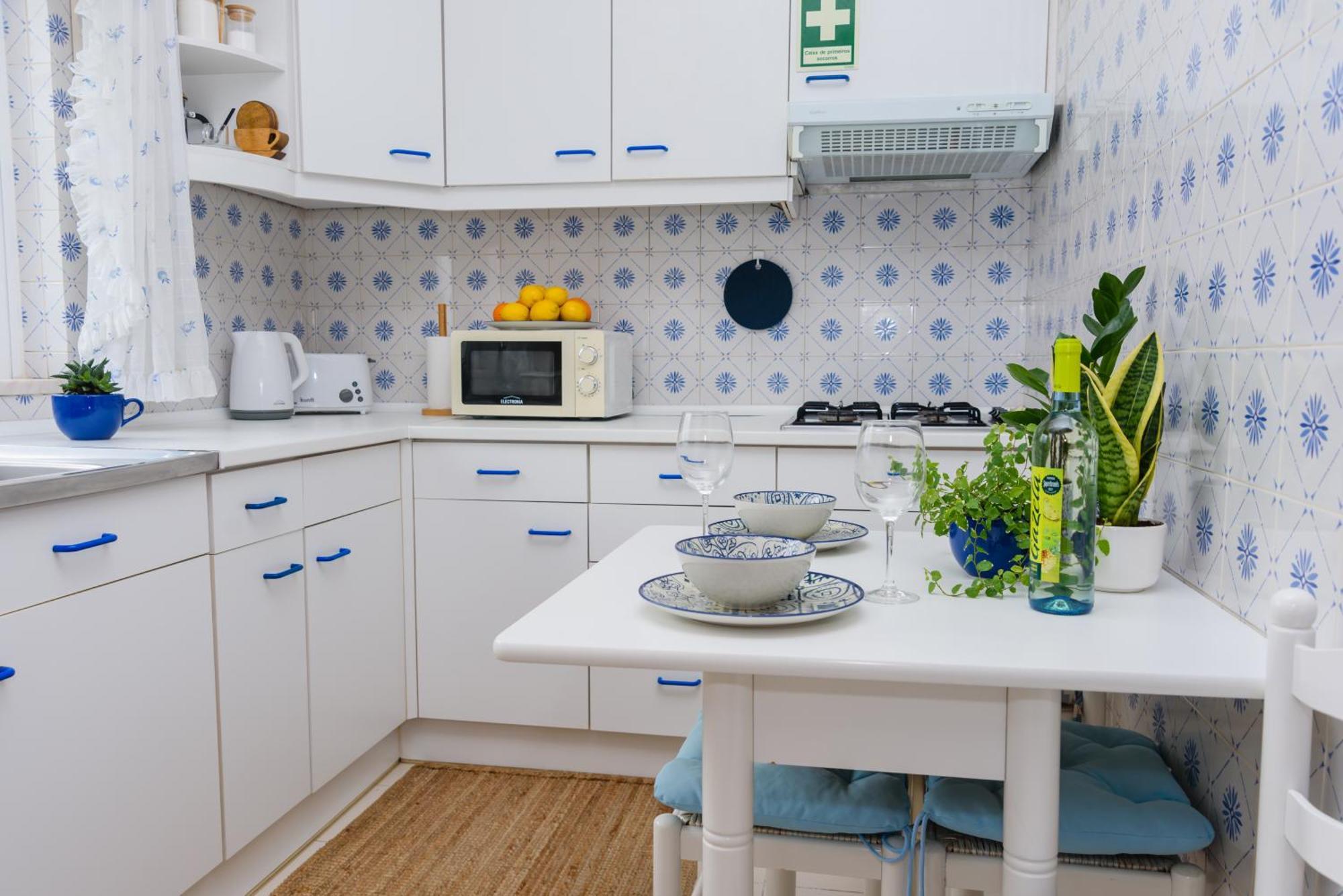 Apartamento Hillside With Sea View & Fibre Internet