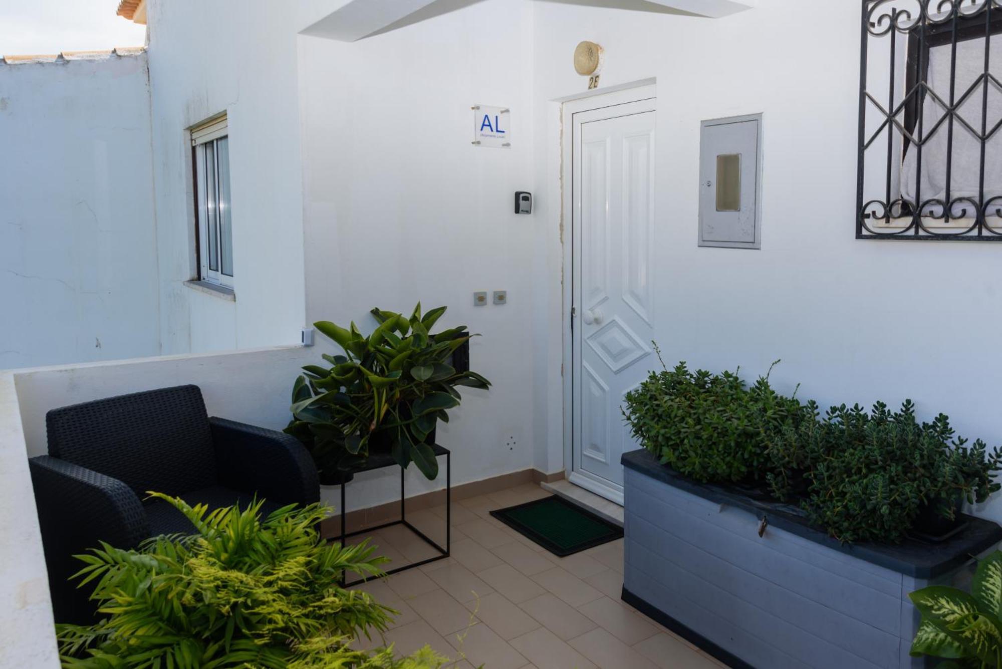 Hillside With Sea View & Fibre Internet Appartement Albufeira